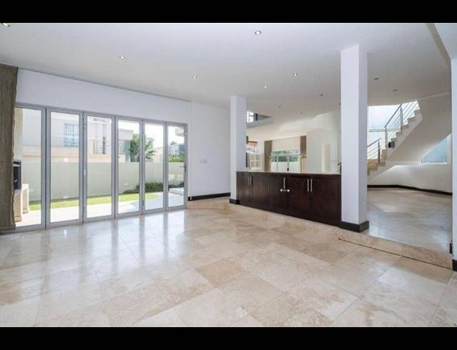 4 BEDROOM HOUSE FOR SALE IN SANDOWN